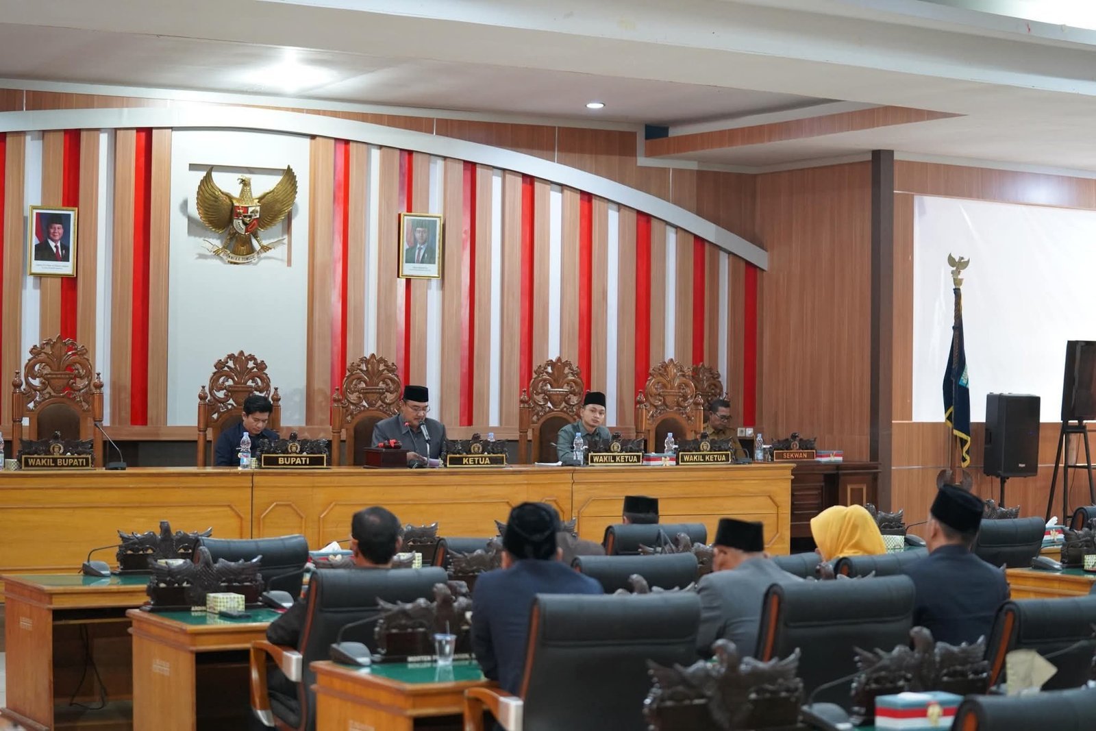 DPRD Bengkulu Utara Gelar Rapat Paripurna Bahas Nota Pengantar Perubahan APBD 2025