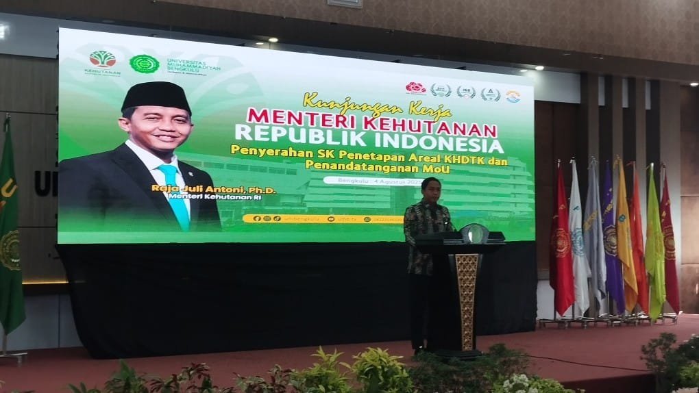 Menteri Kehutanan: Rakyat Bengkulu Beruntung Punya Gubernur Seperti Helmi Hasan